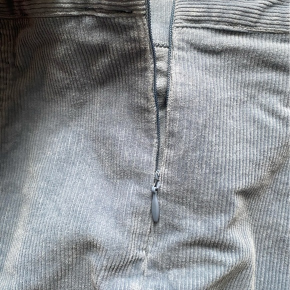 Forever 21 Corduroy Mini Skirt - Picture 4 of 4